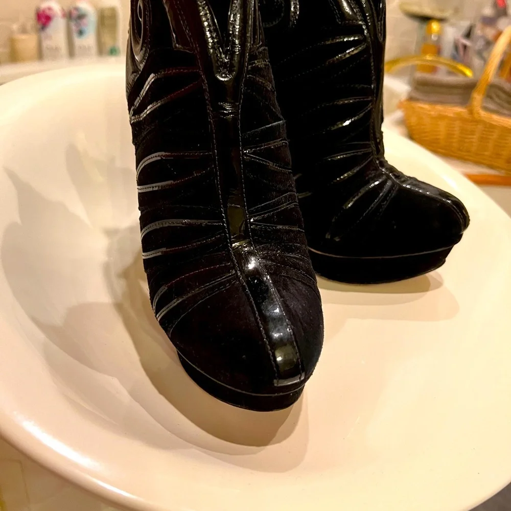BRIAN ATWOOD Black Suede And Patent Leather Textured Bootie Size 37 - Picture 1 of 15
